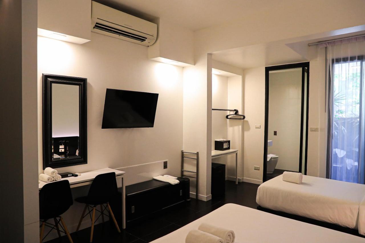 Bed Phrasingh-Adults Only Hotell Chiang Mai Exteriör bild